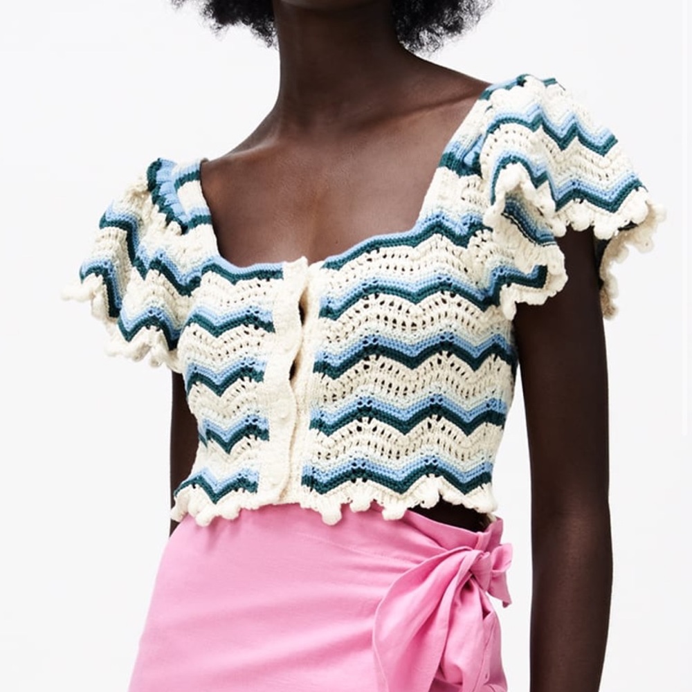 Zara Crocheted Chevron Crop Top in Cream and Teal. NWT